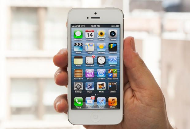 iPhone 5 se lansează în ţara noastră. Află când va ajunge la Cosmote şi Vodafone