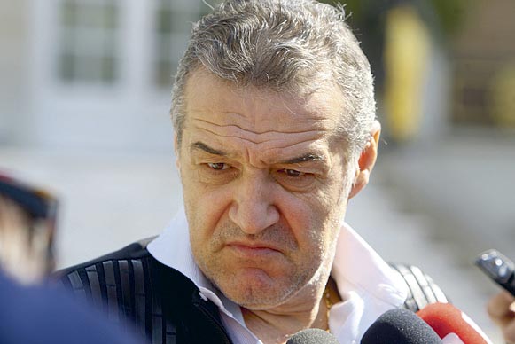 Gigi Becali va fi adus luni la instanţa supremă pentru a fi audiat în dosarul ‘Valiza’