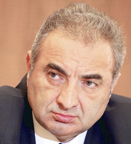 Florin Georgescu: „Nu sunt bani destui pentru a le face pe toate deodată”