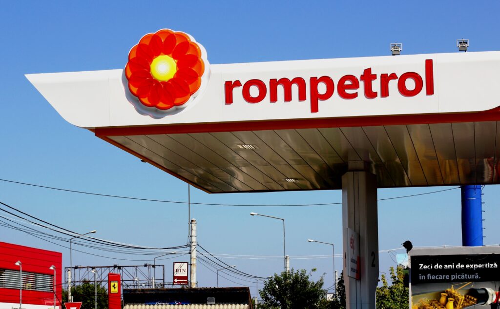 CCR: Legea de aprobare a memorandumului cu Rompetrol, neconstituţională