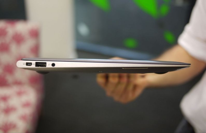 Laptopul în faţa căruia MacBook Air păleşte