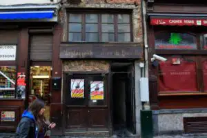 Cea mai mică casă din Bruxelles va fi scoasă la licitaţie
