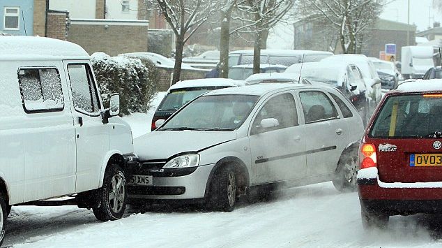 De ce au impresia şoferii că anvelopele de iarnă sunt obligatorii de la 1 noiembrie