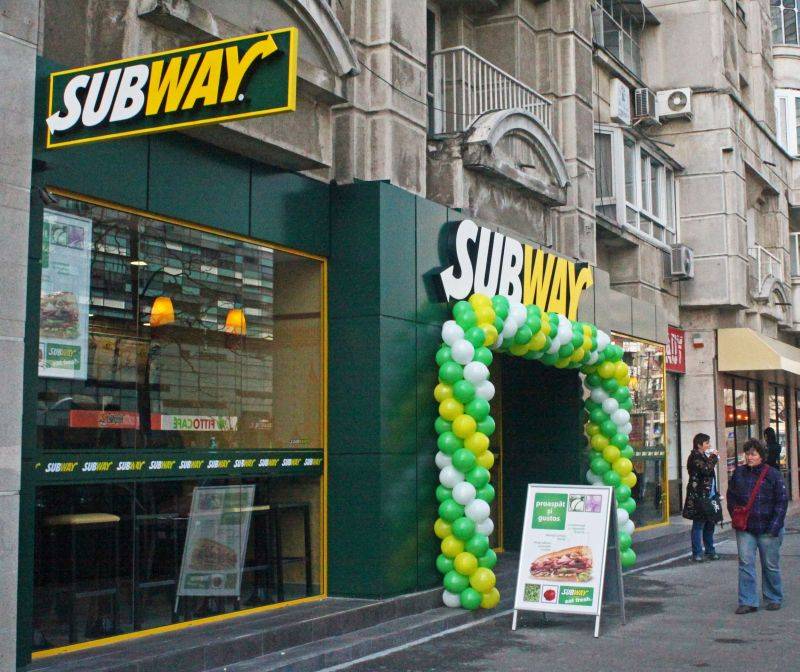 În 2016, Subway va avea în România 40 de restaurante. Cât costă deschiderea afacerii