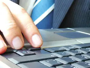 Declaraţia privind obligaţiile de plată poate fi depusă doar în format electronic