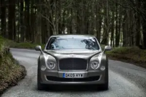 MAŞINI DE LUX: Câte modele Rolls Royce şi Bentley circulă pe drumurile din ţara noastră