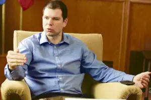 România îşi amână planurile de a se împrumuta în dolari pe piaţa americană