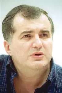 Despre criză, proteste, afaceri şi alte bagatele