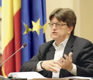 FMI: Faceţi în trei luni ce nu aţi fost în stare într-un an!
