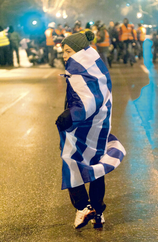 Grecia a adoptat bugetul de austeritate pentru 2013