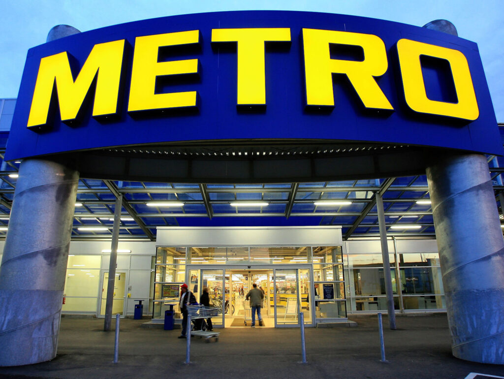 Metro nu estimează o creştere a profitului în 2012