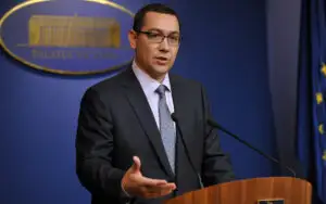 Ponta: „Vreau să-i văd pe funcţionarii de la administraţie mai activi la încasarea veniturilor statului”