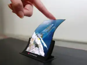 Sud-coreenii încep producţia de ecrane flexibile pentru smartphone-uri