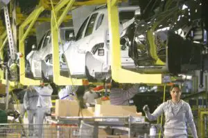 Proiectele din 2012 vor ridica investiţiile Renault în România la peste 2 miliarde euro