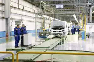 Cum văd patru înalți oficiali Ford viitorul uzinei de la Craiova l VIDEO