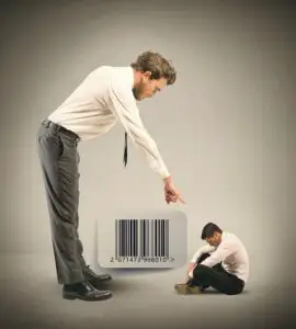 Război surd între furnizori și hipermarketuri