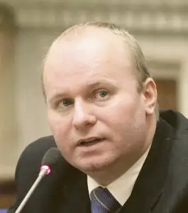 Cristian Păun: PIB-ul ascunde o creştere semnificativă a cheltuielilor guvernamentale