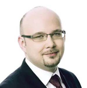 Eroii de serviciu care pot salva sistemul de educaţie preuniversitară