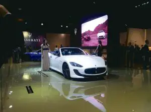 Luxul nu simte criza. Un mare brand de automobile şi-a triplat vânzările