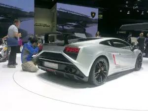 Lamborghini LP570-4 Squadra Corse: De pe circuit, pe stradă
