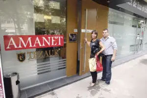Piața caselor de amanet inaugurează segmentul „de lux”