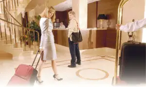 Dezghețul pieței hoteliere din București vine cu tarife mai mari