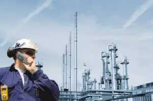 Spaniolii iau locul instalatorilor polonezi și căpșunarilor români