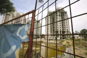 Efectul ţepelor imobiliare