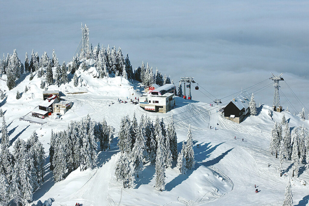 Pârtiile de schi din Predeal şi Poiana Braşov, pregătite pentru sezonul de iarnă 2013-2014