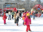 Duminică se deschide patinoarul Cişmigiu, iar după o săptămână cele din parcurile Tineretului, Unirii şi Herăstrău