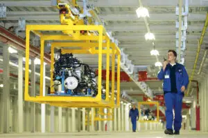 Criza de după criză: uzine auto închise din lipsă de componente