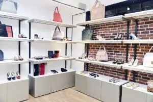 Musette merge înainte cu investiţiile şi intră pe segmentul de încălţăminte pentru bărbaţi şi copii