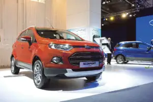 Ford, în ofensivă pe toate fronturile