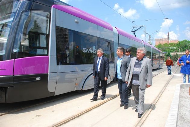 Iată tramvaiul de 1,5 mil. euro cu internet Wi-Fi, care circulă de săptămâna aceasta în Cluj!