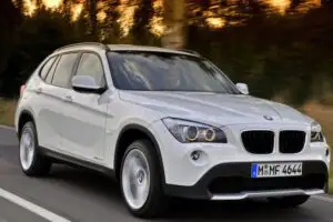 BMW X1 a prins la români