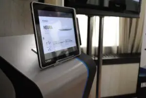 Evolio Neura, tableta în faţa căreia iPad 2 păleşte, a fost lansată oficial în România