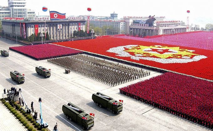 Coreea de Nord pregăteşte o paradă militară fără precedent