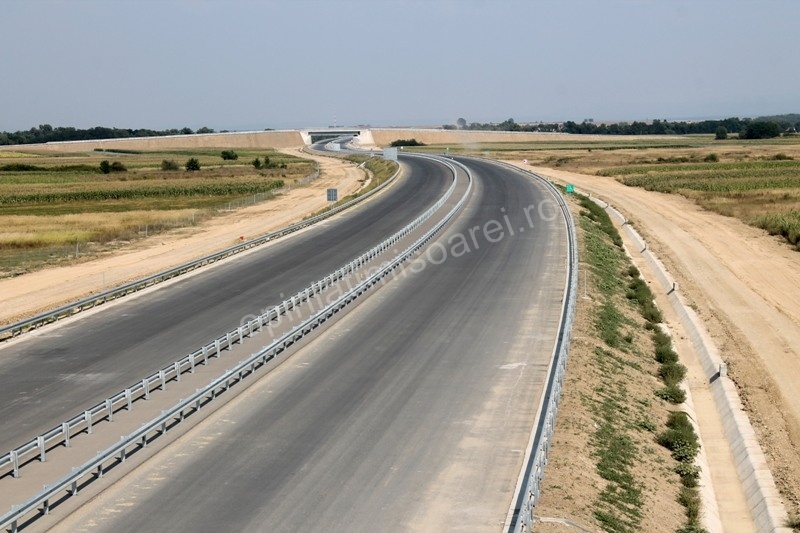 FOTO Cum arată AUTOSTRADA pe care vom putea circula peste câteva săptămâni