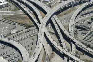 Ţara care nu mai are bani pentru întreţinerea celor 75.500 de km de autostrăzi!