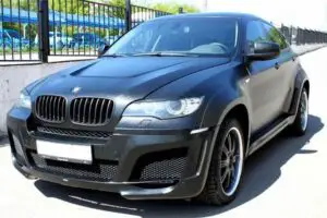 Ultima fiţă în materie de automobile: BMW îmbrăcat în piele