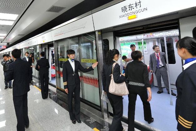 China a lansat prima linie de metrou într-o zonă de podiş