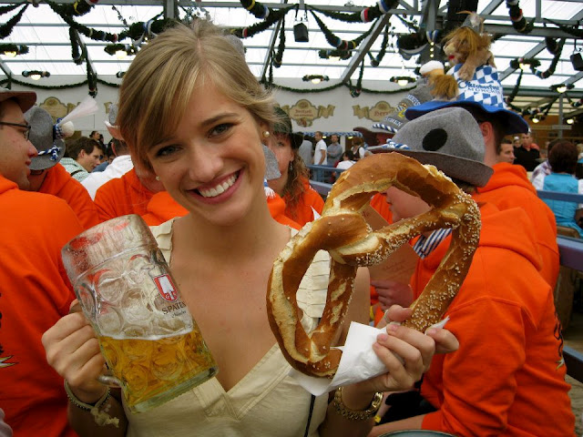 Berea a început să curgă la Oktoberfest de la München