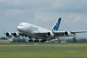 Cel mai mare avion de pasageri din lume nu este şi cel mai sigur