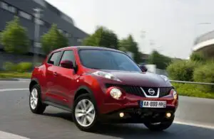 Nissan Juke, jumătate SUV, jumătate maşină sport