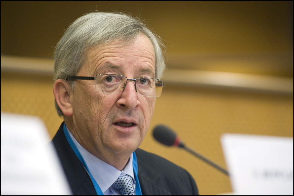 Luxemburg: Guvernul Juncker, ameninţat de un scandal de spionaj