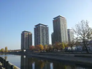 Creditorii au votat: Asmita Gardens intră în portofoliul Alpha Bank