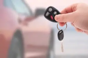 Firmele susțin piața auto. Persoanele fizice abia își mai fac loc în statistici