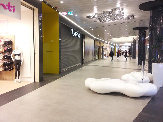 Proprietarii celui mai nou mall din Bucureşti primesc oferte de cumpărare. Vezi cu cât l-ar vinde