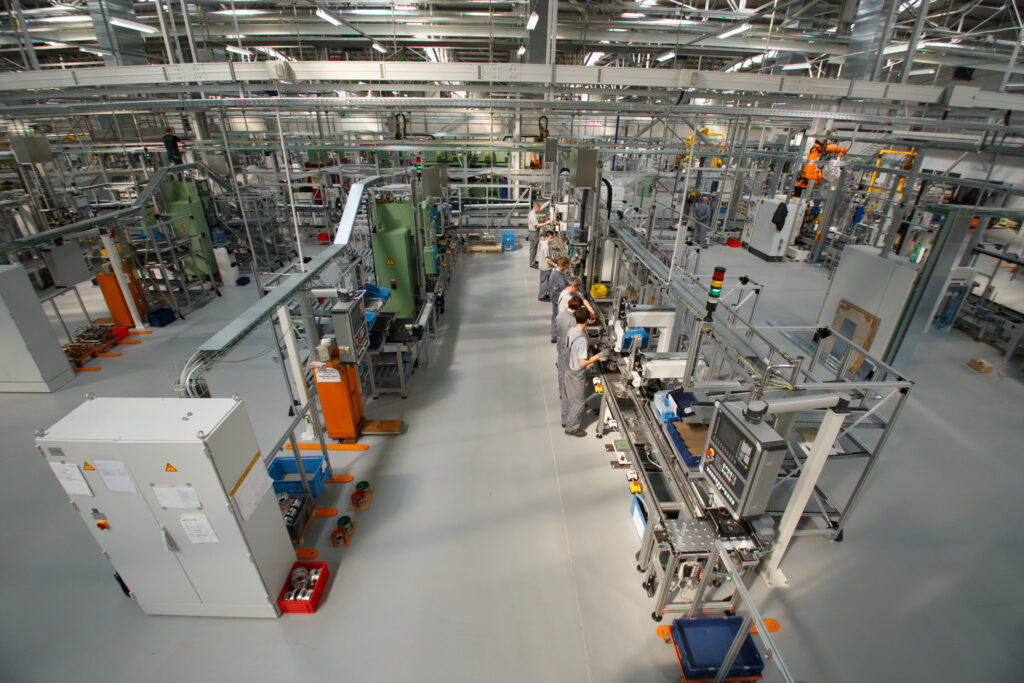 E OFICIAL: Daimler investeşte peste 300 mil. euro în fabricile din Alba