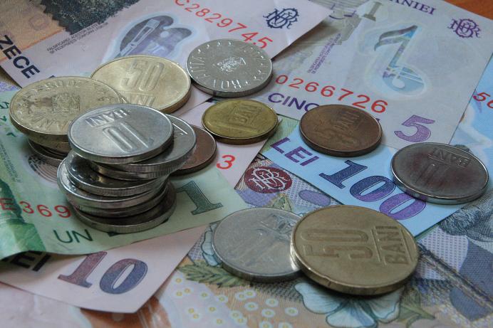 Bogza (Bancpost): Dacă băncile scot în afara bilanţului un credit neperformant, renunţă la drepturile asupra debitorului